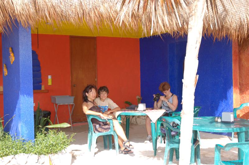 Mona, Marc & Tia at Mango Cafe